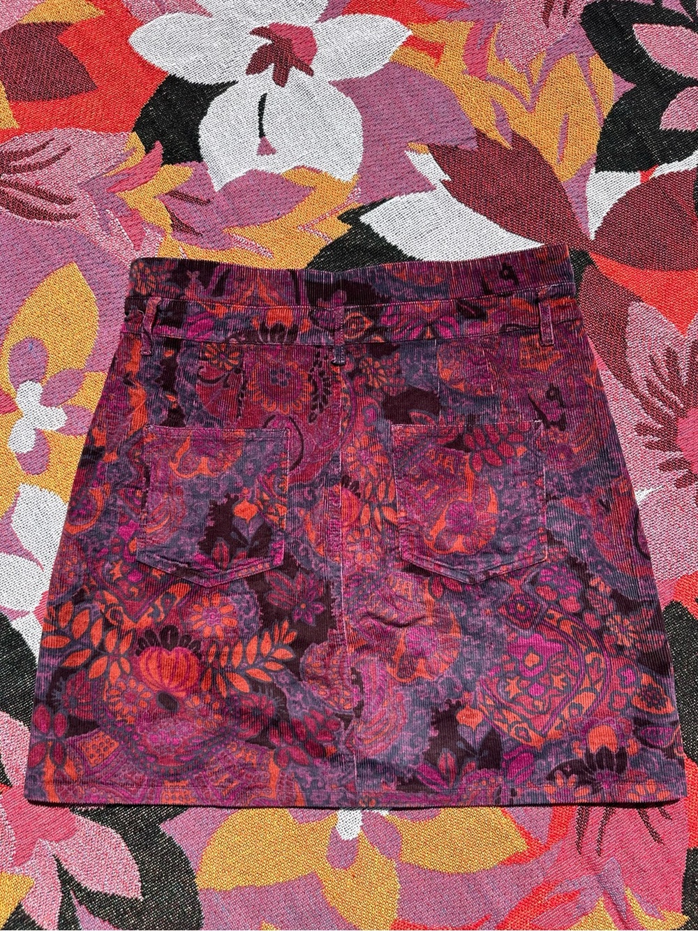Pilcro Anthropologie Purple Paisley Corduroy Button-Front Mini Skirt - Picture 5 of 7